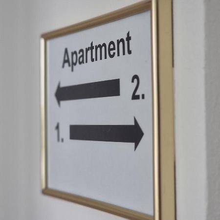 Spacious Apartment Near Hockey And Football Arena Bratislava Buitenkant foto